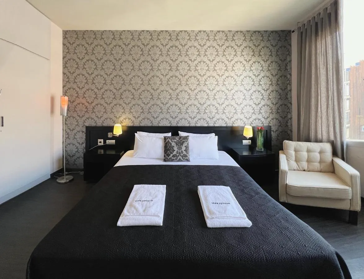 ברצלונה Stay U-Nique Apartments Beltran I Rozpide ספרד